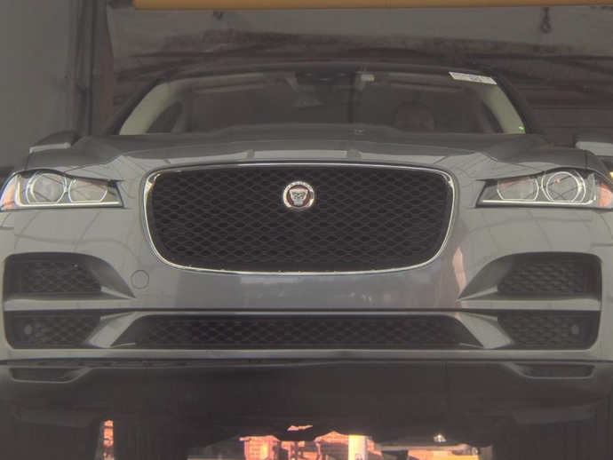 2018 Jaguar F-PACE Premium