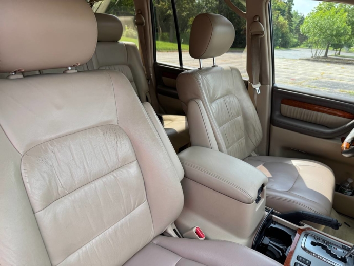 2003 Lexus LX