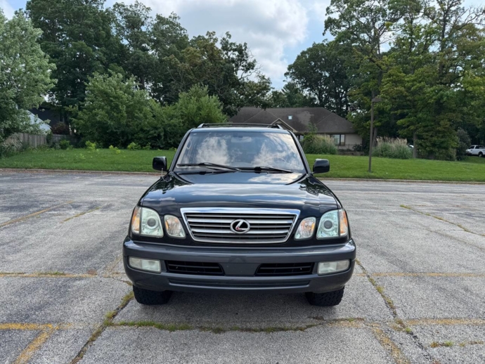 2003 Lexus LX