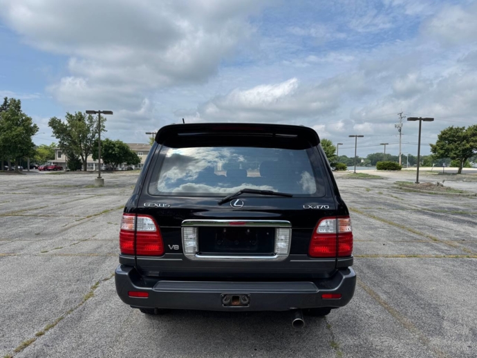 2003 Lexus LX