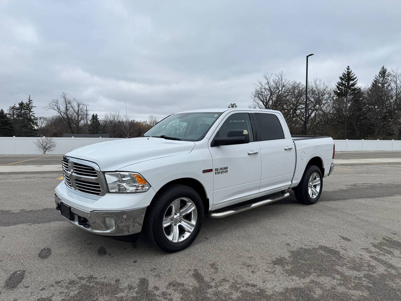 Samochod z USA Ram
